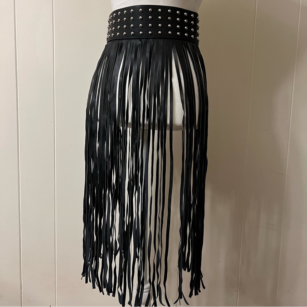 Fringed Leather Hip Belt — Black - Picture 4 of 10
